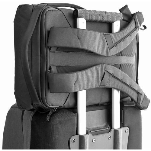 Peak Design Everyday Backpack 30L v2 Black BEDB-30-BK-2  - 6